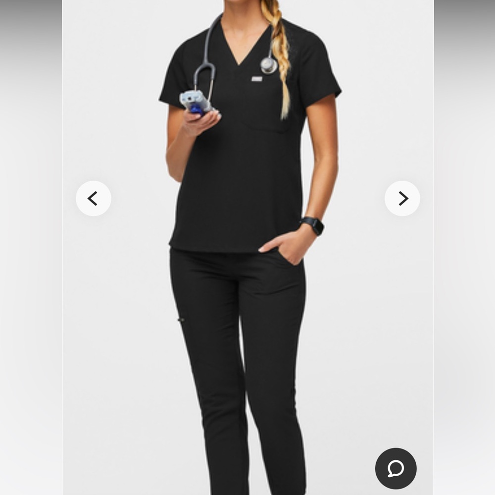 Figs Set - Black Medium Tall joggers and Medium top